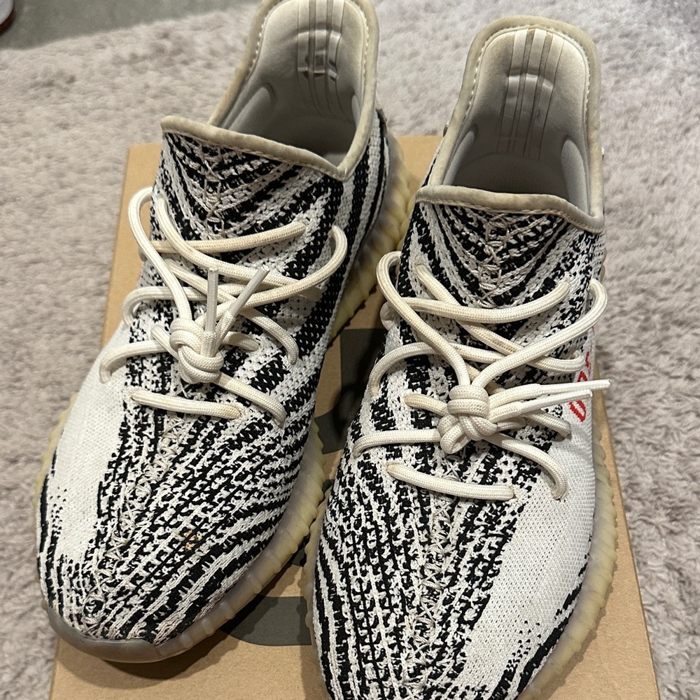 Yeezy Boost 350 Zebra